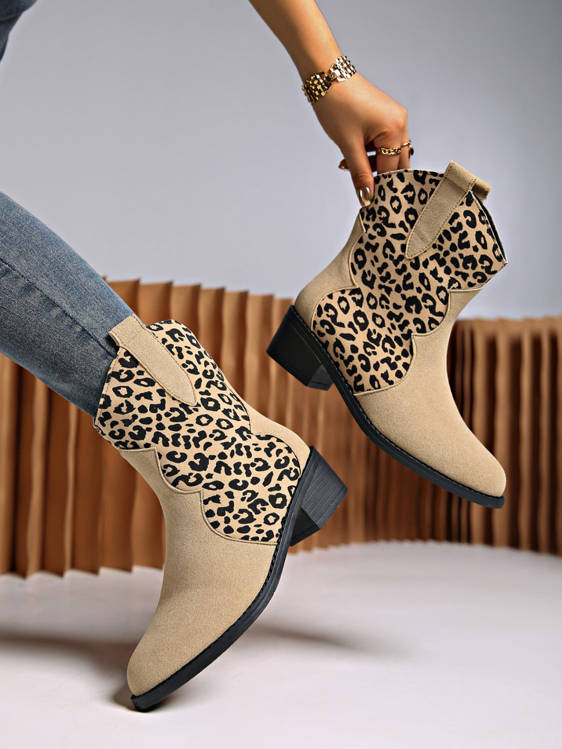 Mid Rise Flare Jeans- Doss Dollz
