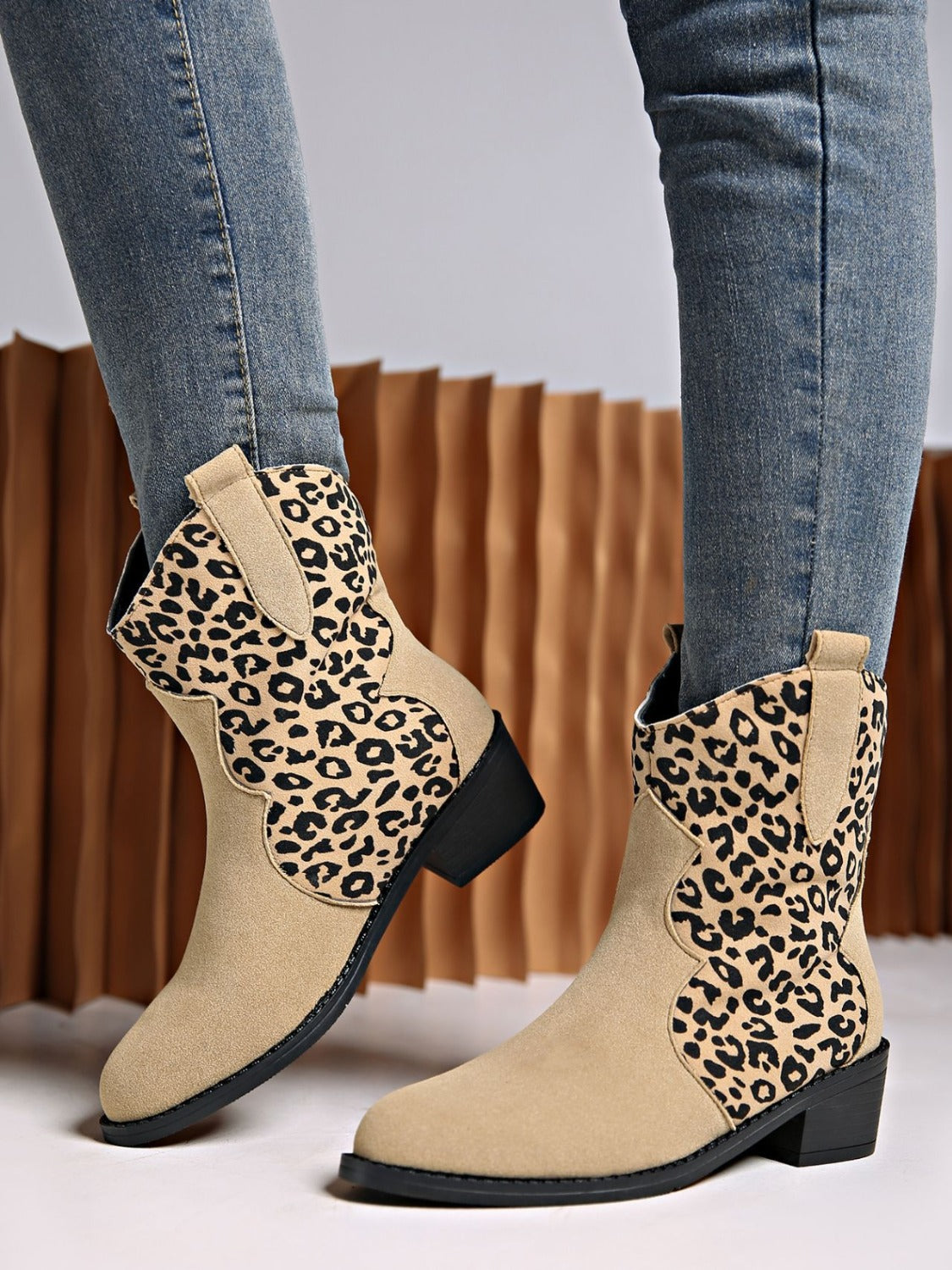 Mid Rise Flare Jeans- Doss Dollz