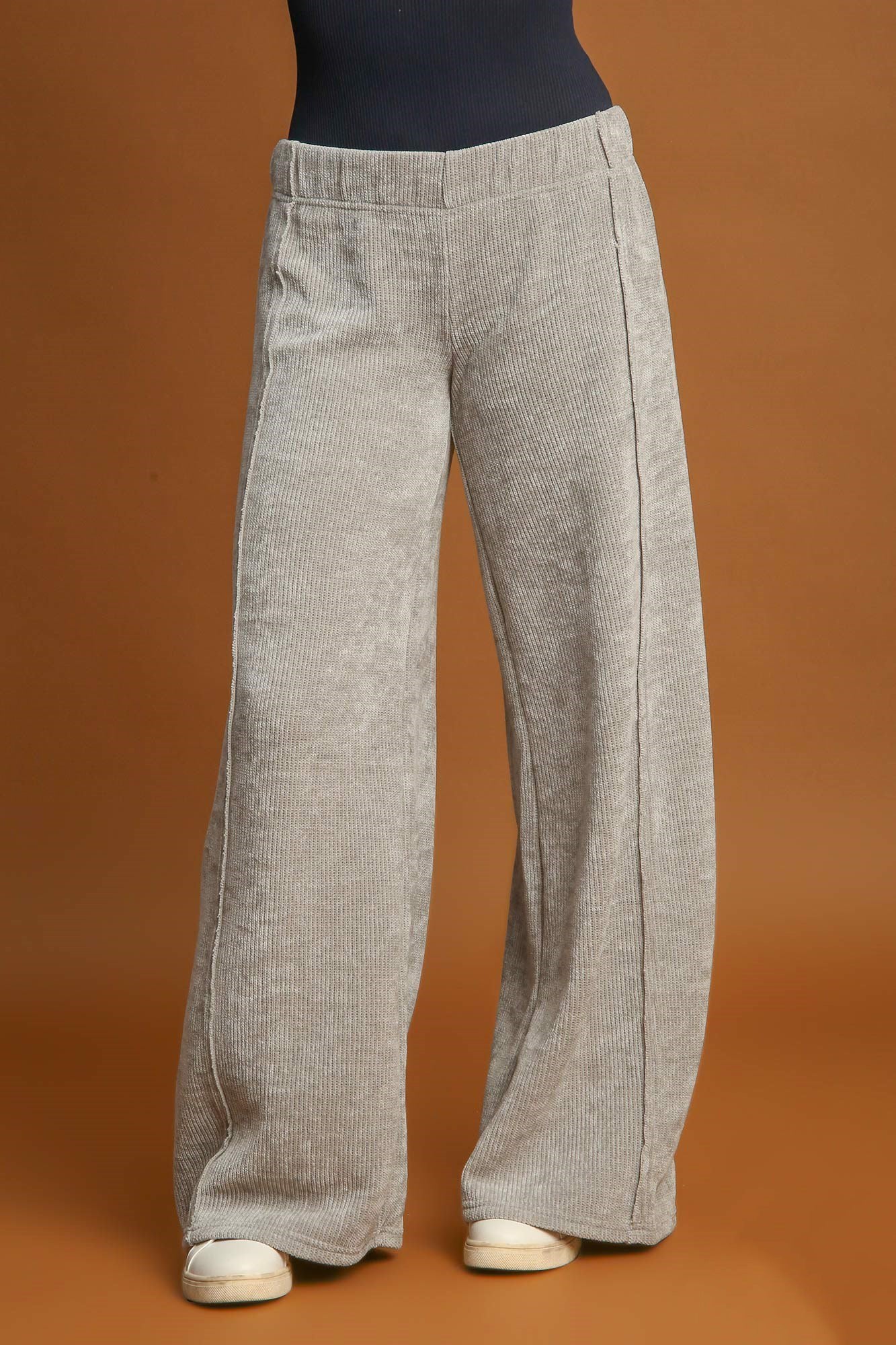Mid Rise Flare Jeans- Doss Dollz