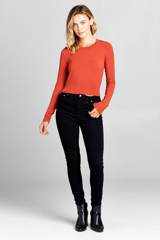 round neck long sleeve knit crop top