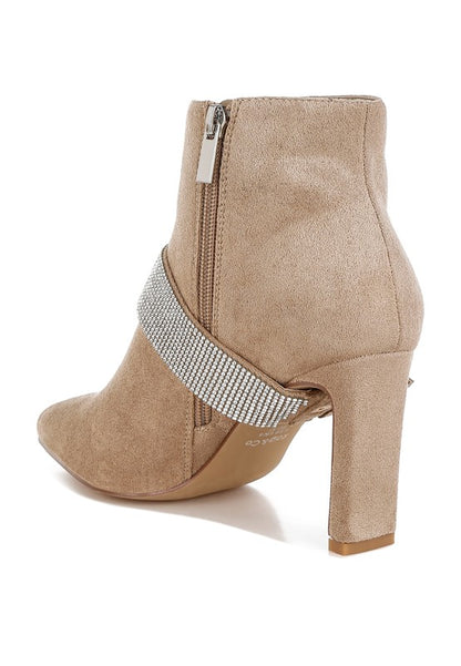 Mid Rise Flare Jeans- Doss Dollz