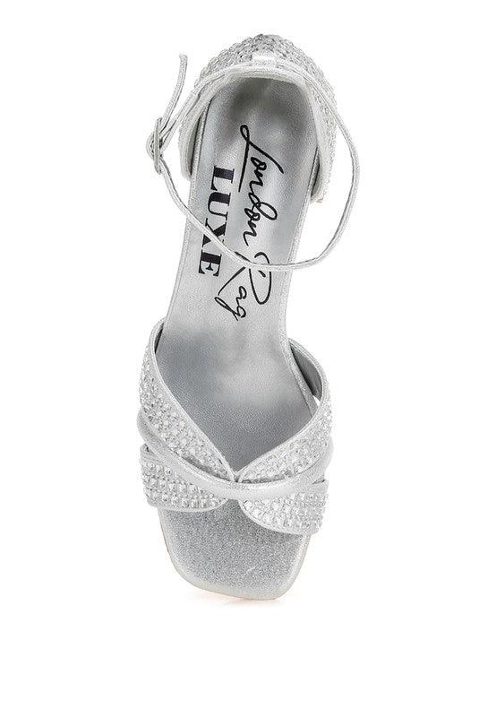 Mid Rise Flare Jeans- Doss Dollz