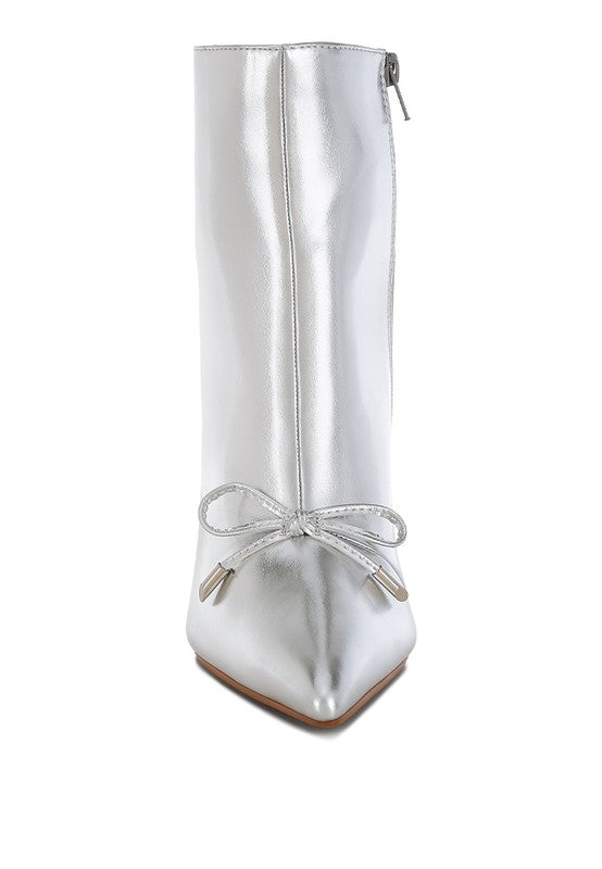 Mid Rise Flare Jeans- Doss Dollz