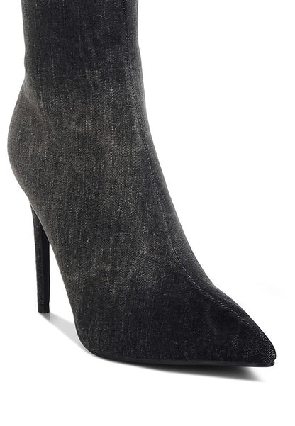 Mid Rise Flare Jeans- Doss Dollz