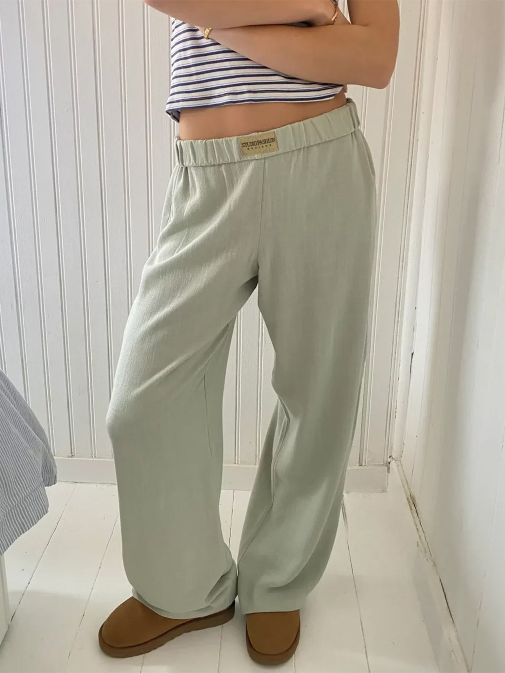 Mid Rise Flare Jeans- Doss Dollz