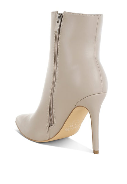 Mid Rise Flare Jeans- Doss Dollz