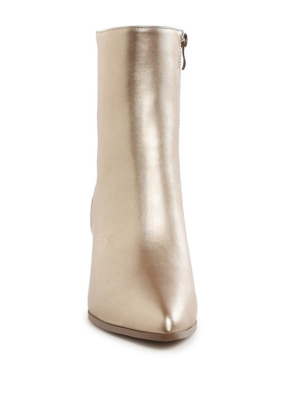 Mid Rise Flare Jeans- Doss Dollz