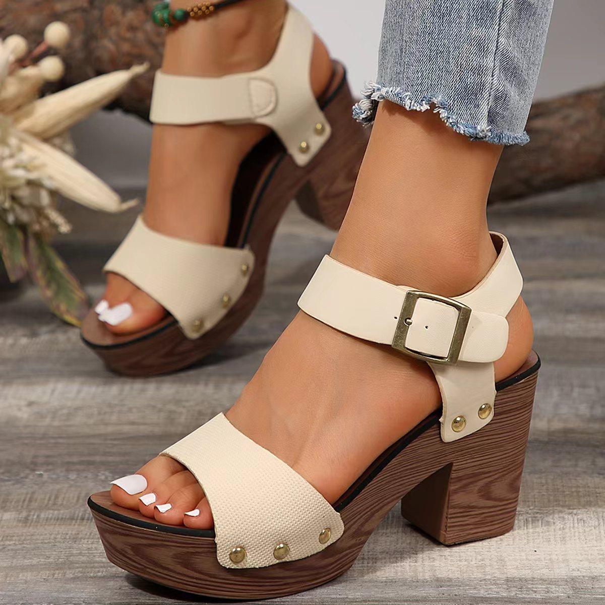 Mid Rise Flare Jeans- Doss Dollz