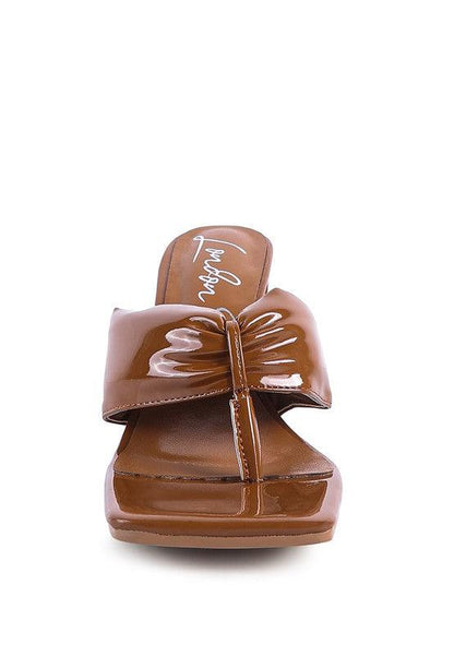 Mid Rise Flare Jeans- Doss Dollz