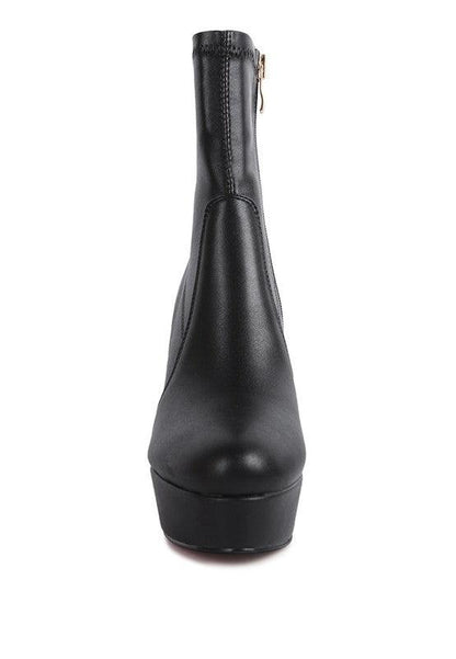 Mid Rise Flare Jeans- Doss Dollz