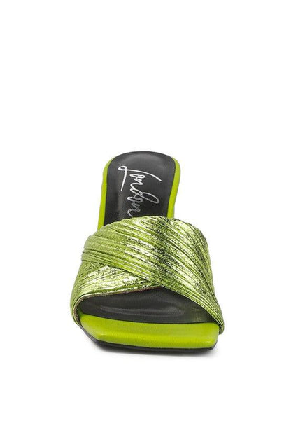 Mid Rise Flare Jeans- Doss Dollz