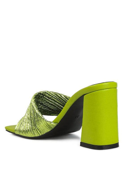 Mid Rise Flare Jeans- Doss Dollz