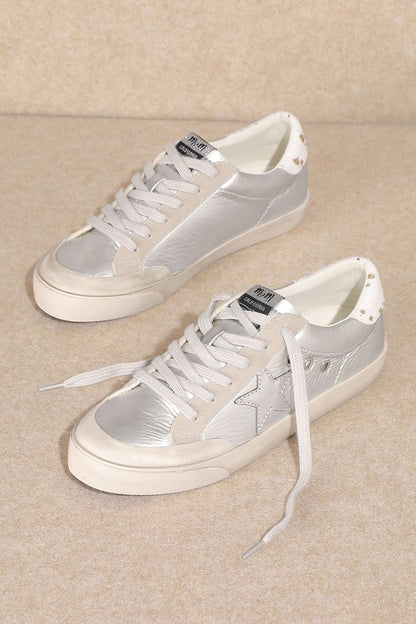 Mid Rise Flare Jeans- Doss Dollz