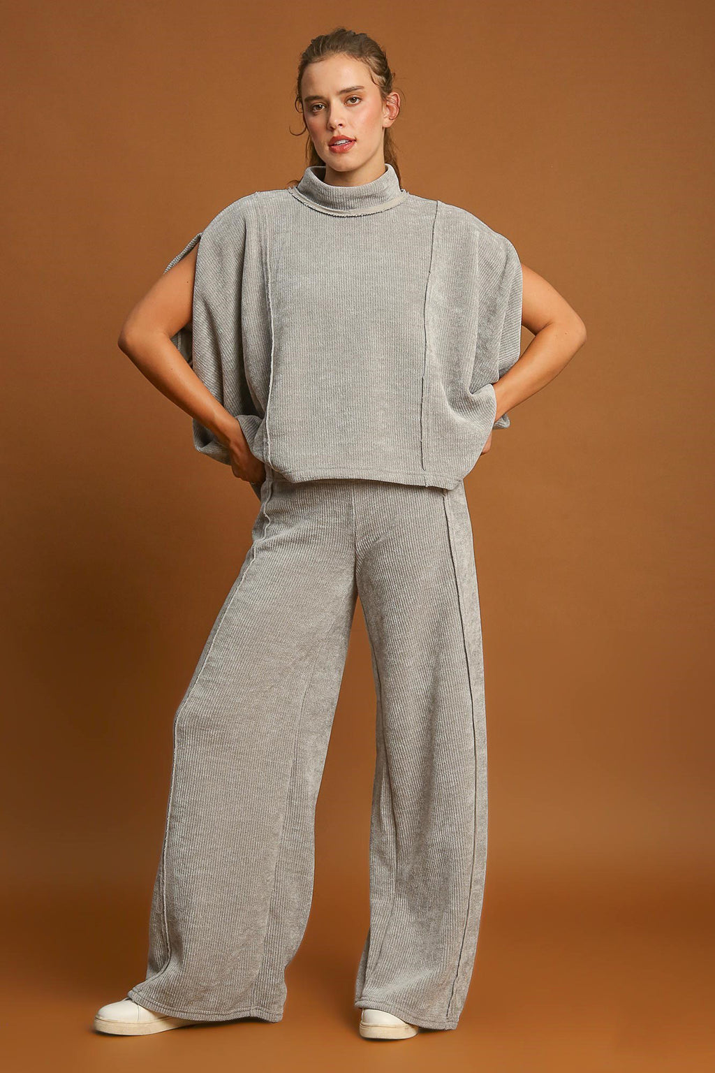 Mid Rise Flare Jeans- Doss Dollz